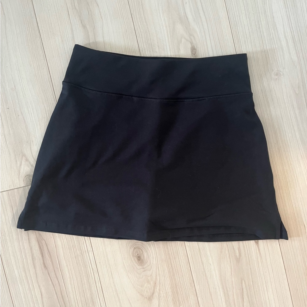 Pact On the go skort